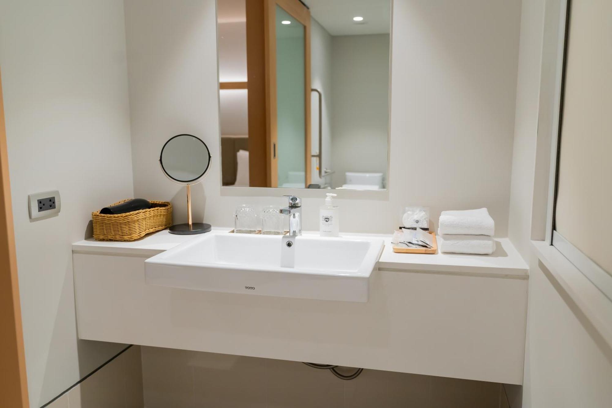 Nishitetsu Hotel Croom Bangkok Silom מראה חיצוני תמונה